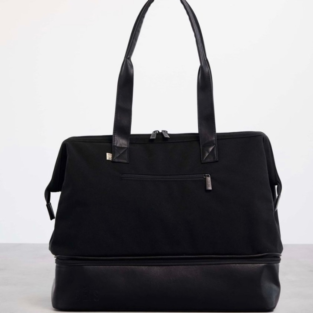 NWT Beis Convertible Weekender